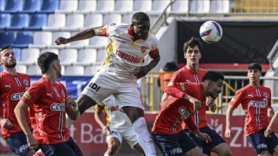 Ziraat Türkiye Kupası B Grubu üçüncü maçında Göztepe, deplasmanda Kasımpaşa'yı