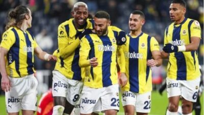 Savunma futbolu eleştirilerine rağmen, Jose Mourinho yönetimindeki Fenerbahçe, 38 resmi