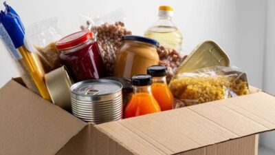 Ramazan öncesi zincir marketler erzak kolilerini satışa sundu. En düşük