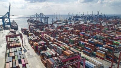 Ocak ayında dış ticaret açığı, geçen yılın aynı dönemine göre