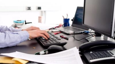 Memurların yüzde 55'i büyükşehirlerde çalışmaya devam etmek istemiyor. En büyük