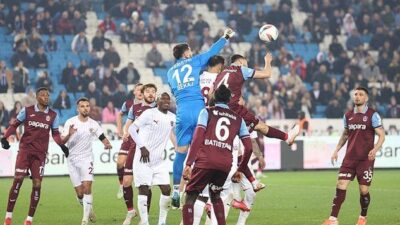 Süper Lig’in 27. haftasında Trabzonspor, sahasında Hatayspor'a 2-1 mağlup oldu.