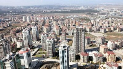 Türkiye’de konut fiyatları hızla yükselirken, memur ve özel sektör çalışanlarının