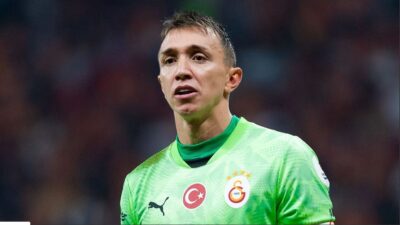 Gelecek sezon kaleci transferi yapmak istemeyen Galatasaray'ın, Berke Özer ve
