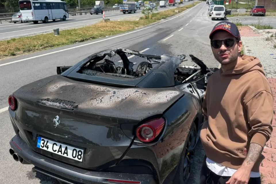 İstanbul Eyüpsultan’da Beşiktaş Başkanı Serdal Adalı’nın oğlu Celal Adalı’nın Ferrari