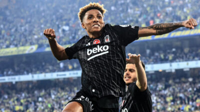 Süper Lig'in 34. haftasında Beşiktaş, deplasmanda ezeli rakibi Fenerbahçe'yi 1-0'lık