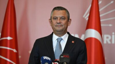 CHP lideri Özgür Özel, X paylaşımında vefatının 16. yılında Türkan