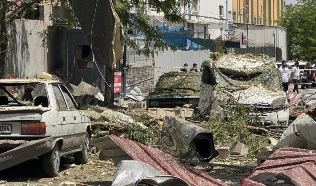 Gaziantep Organize Sanayi Bölgesi’nde faaliyet gösteren bir halı fabrikasında meydana