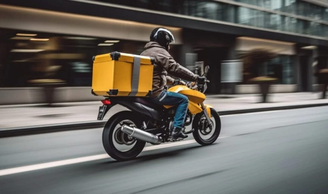 Ulaştırma ve Altyapı Bakanlığı’nın yeni düzenlemesiyle motokuryeler ilk kez resmi