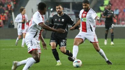 Süper Lig'in 36. haftasında Sivasspor, deplasmanda Samsunspor'a 1-0 kaybetti ve