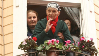 Türkan Saylan, ölümünün 16. yılında ÇYDD tarafından düzenlenen törenle anıldı.