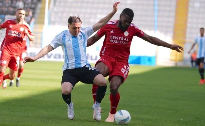 1. Lig'in 37. haftasında Ümraniyespor, deplasmanda Erzurumspor’a 2-0 mağlup oldu.