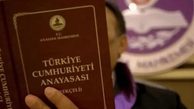 AK Parti, Cumhurbaşkanı Erdoğan liderliğinde yeni anayasa çalışmaları için 10