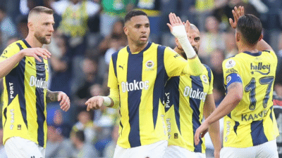 Fenerbahçe, Süper Lig 2024-2025 sezonunun son maçında Tümosan Konyaspor’u 2-1
