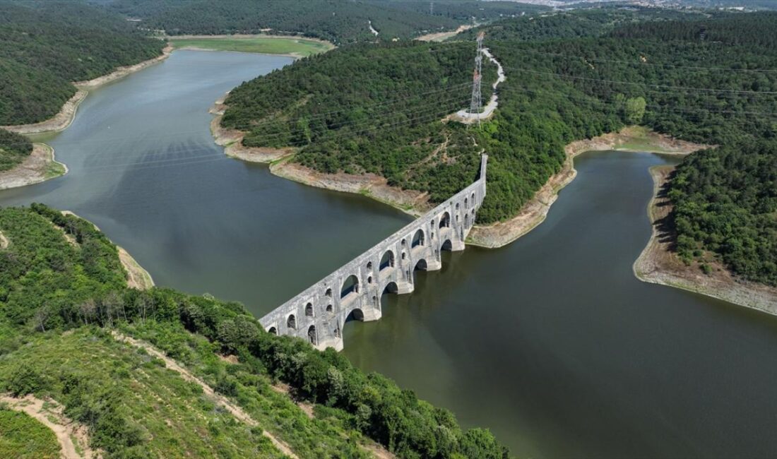İstanbul barajlarındaki ortalama doluluk oranı yaz sıcaklıklarıyla birlikte düşüşe geçti.