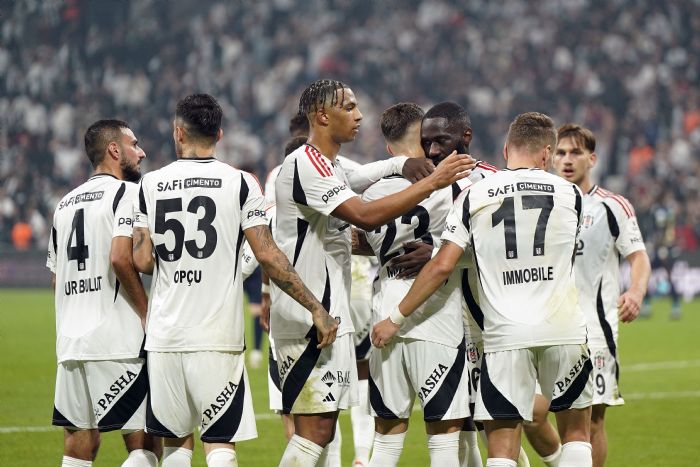 Beşiktaş, yeni sezon öncesi hazırlık kampının ikinci etabında Avusturya'da St.