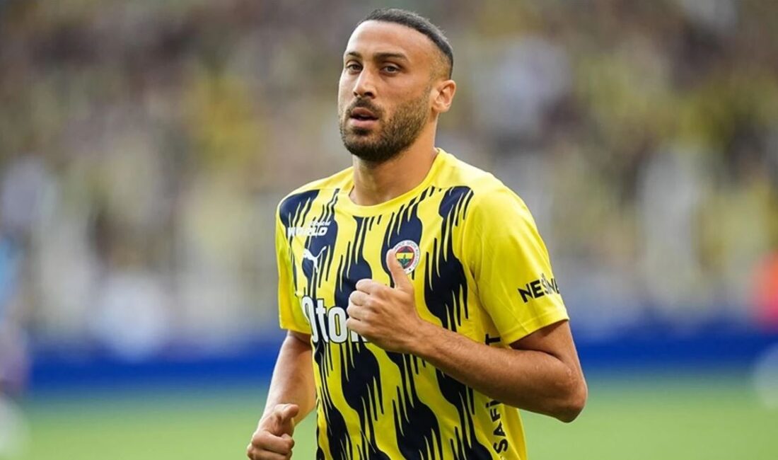 Cenk Tosun’un Samsunspor’a transfer olacağı iddiaları kulüp kaynaklarınca yalanlandı. Fenerbahçeli