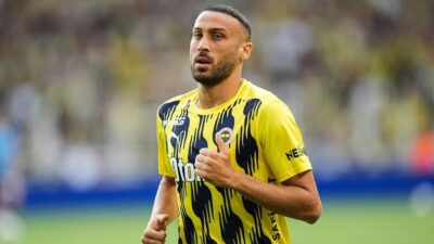 Cenk Tosun’un Samsunspor’a transfer olacağı iddiaları kulüp kaynaklarınca yalanlandı. Fenerbahçeli