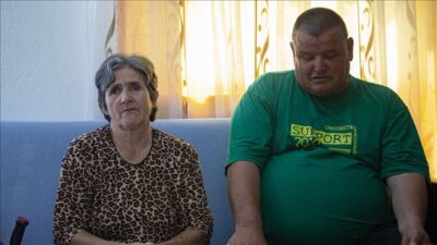 Bosna Hersek'in doğusundaki Srebrenitsa'da Temmuz 1995'te Sırplar tarafından yapılan soykırımın