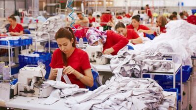 Ekonomik kriz, tekstil sektöründe derin yaralar açıyor. İstanbul’un önemli merkezleri