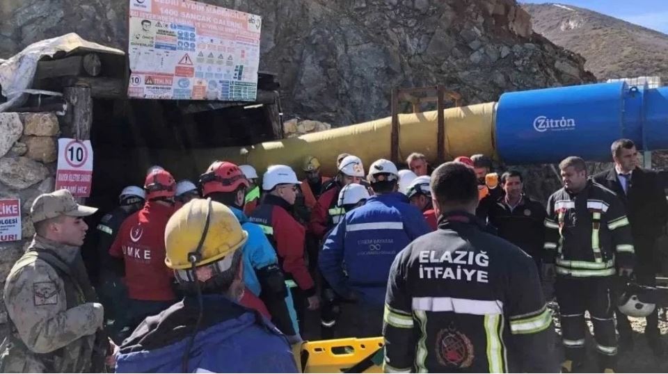 Elazığ’ın Palu ilçesinde bir maden ocağında göçük meydana geldi. Olay