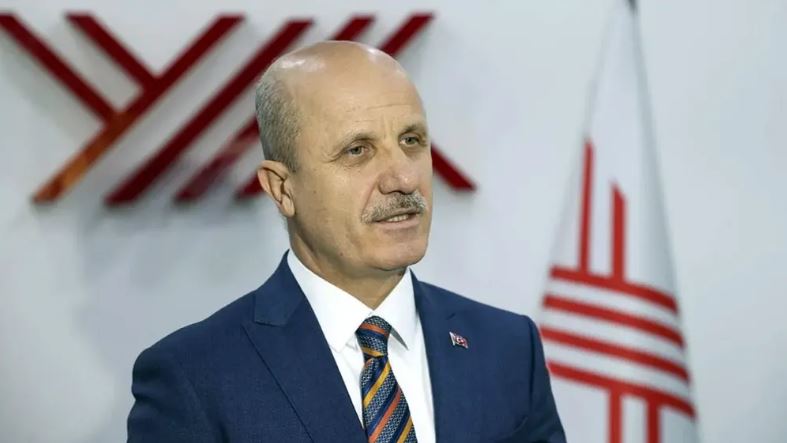 Yüzlerce akademik unvanın sahte belgelerle dağıtıldığı ortaya çıkınca, YÖK soruşturma