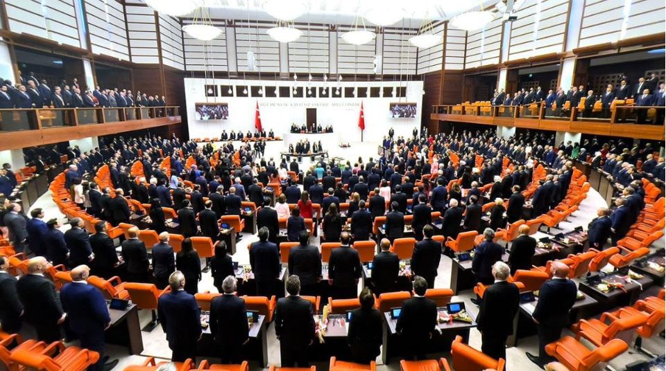 TBMM, terörle mücadele kapsamında çok partili "Terörsüz Türkiye" Komisyonu’nu kurdu.
