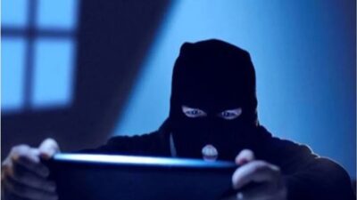 Ümraniye Dudullu'da sabah saatlerinde meydana gelen soygunda, 6 kişilik maskeli