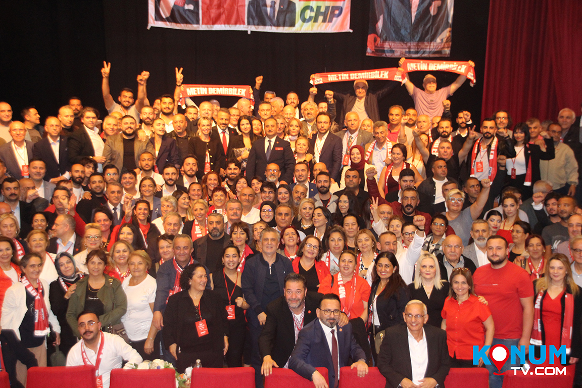 CHP Umraniye de Yeni Donem Ilce Baskani Metin Demirbilek Oldu 8