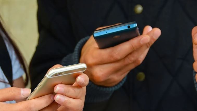 Para transferi için kullanılan yöntem olan İBAN ile para yollarken