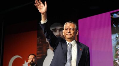 Cumhuriyet Halk Partisi 22. Olağanüstü Kurultayı'nı şaibeli kurultay iddiaları gölgesinde