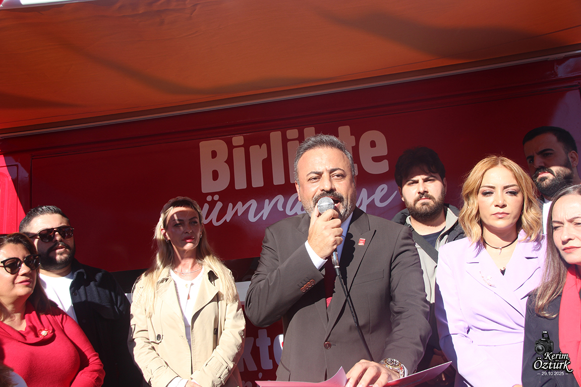 CHP Ümraniye Başkanı Metin Demirbilek Sözünü Tuttu: Sabit Parti Karavanı Hizmette! 2 CHP Umraniye Baskani Metin Demirbilek Sozunu Tuttu 3