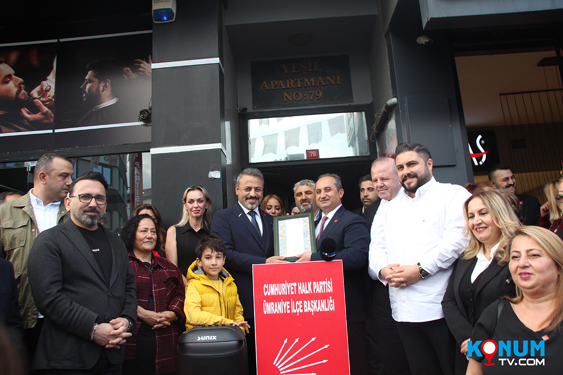 CHP Umraniyede bayrak degisimi 11