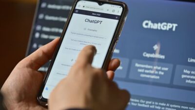 OpenAI CEO’su Sam Altman, ChatGPT’deki katı kısıtlamaların gevşetileceğini duyurdu. Önümüzdeki