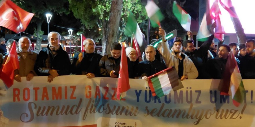 Çorum’da Çorum Filistin Platformu öncülüğünde düzenlenen eylemde yüzlerce kişi Küresel