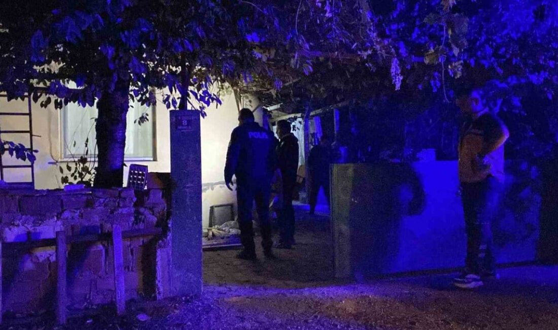 Çorum'da Yaşar Yılmaz (59), oğlu M.Y. (37) ile arasında çıkan