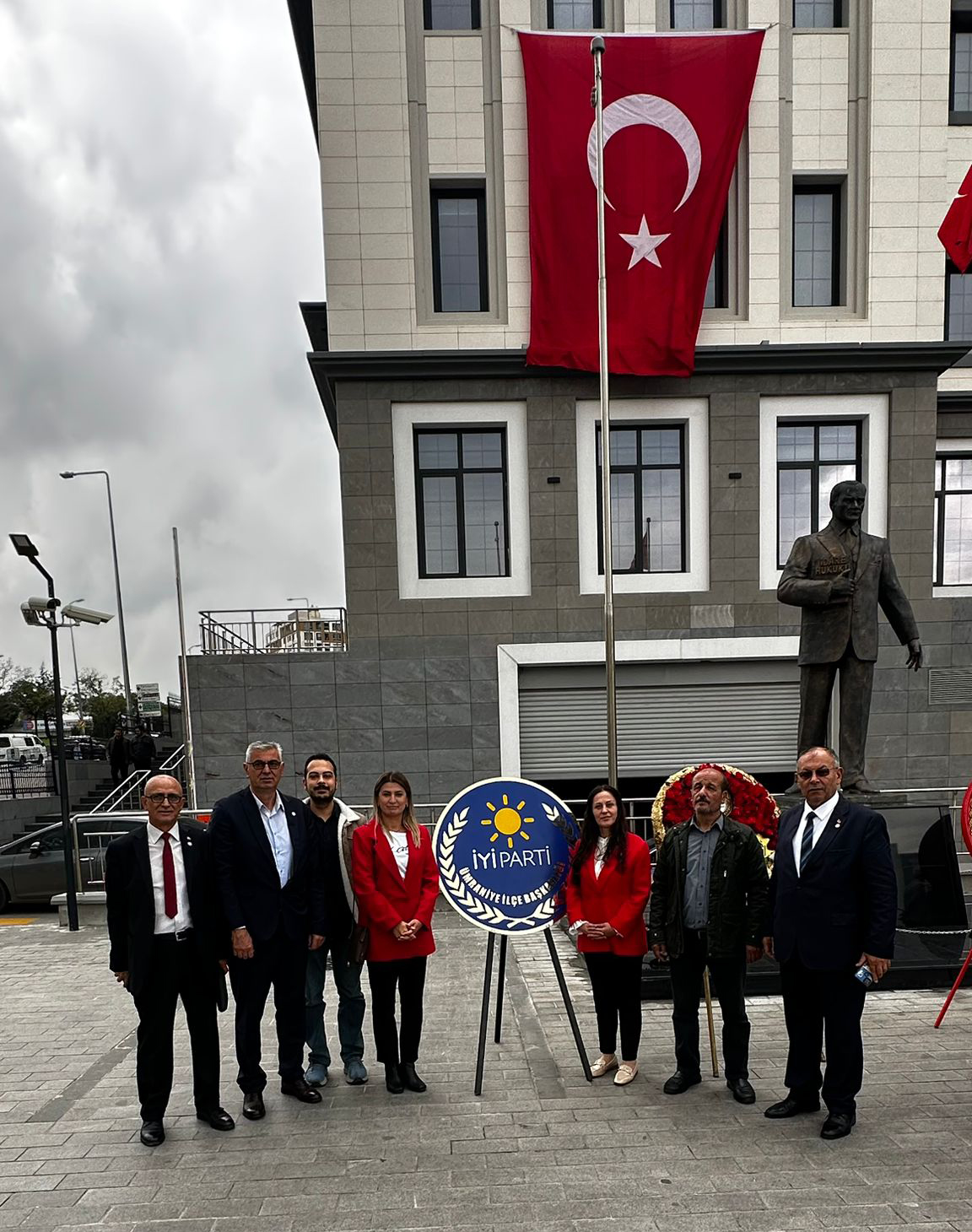 İYİ Parti Ümraniye İlçe Başkanı Canan Karakuş İnce’den Cumhuriyet Bayramı Mesajı 2 IYI Parti Umraniye Ilce Baskani Canan Karakus Inceden Cumhuriyet Bayrami Mesaji 2