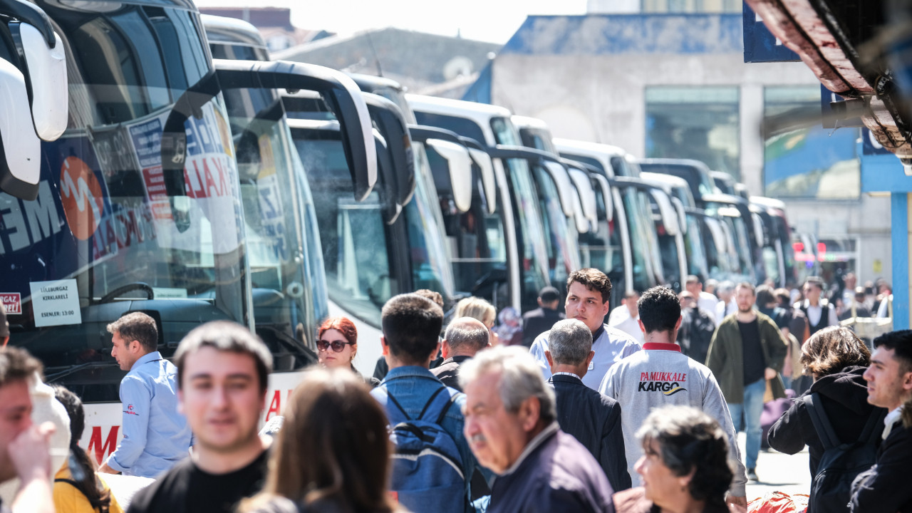 Yüksek Hızlı Tren (YHT) rekabeti karşısında yolcu ilgisini sürdürmeyi amaçlayan