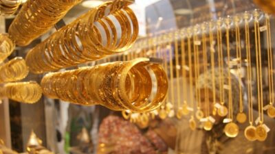 Altın tarihi rekorunu kırmaya devam ediyor. 5 bin 400'ü geçen