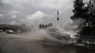 Meteoroloji Genel Müdürlüğü'nün son tahminlerine göre, yurt geneli üç gün