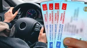 Eski tip sürücü belgelerini yenileme süresi 31 Ekim 2025’te resmen