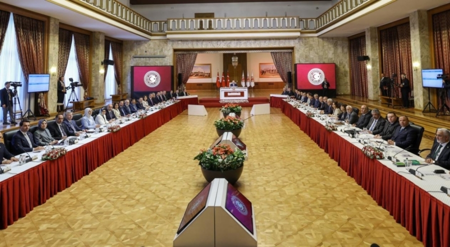 İmralı ziyareti sonrası Çözüm Komisyonu toplanıyor. Komisyon, ziyaret sonrası ilk