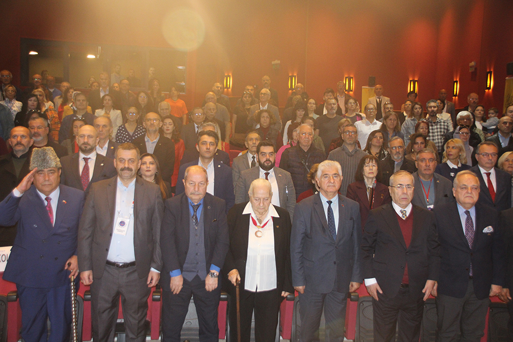 Turk Dunyasi Yeni Gun Soleni Uskudarda Coskuyla Kutlandi 9564