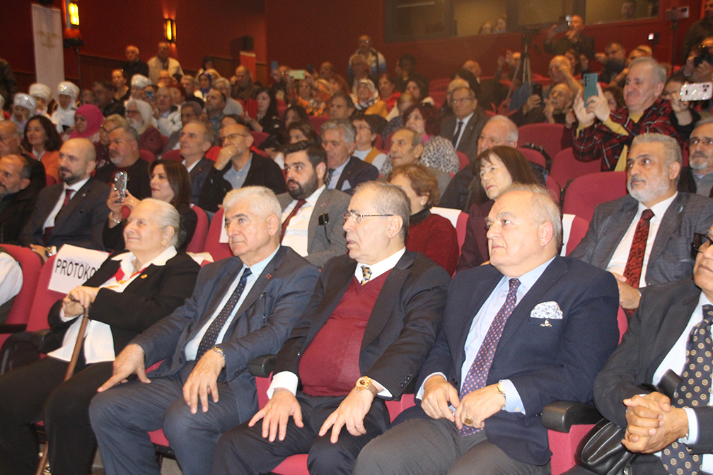 Turk Dunyasi Yeni Gun Soleni Uskudarda Coskuyla Kutlandi 9645