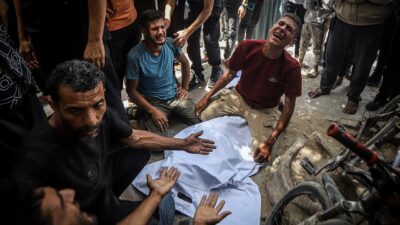 Gazze’deki Sağlık Bakanlığı, İsrail’in son 48 saatte düzenlediği saldırılarda 12