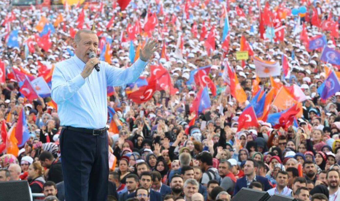 MetroPOLL Araştırma'nın "Türkiye'nin Nabzı Aralık 2025" anketi, hükümetin bir yıllık