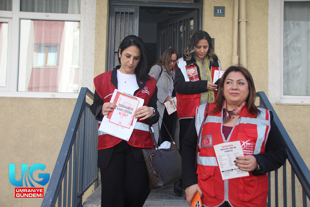 CHP İstanbul Kadın Kolları Ümraniye’de Çıkartma Yaptı: CHP Istanbul Kadin Kollari Umraniyede Cikartma Yapti 0632