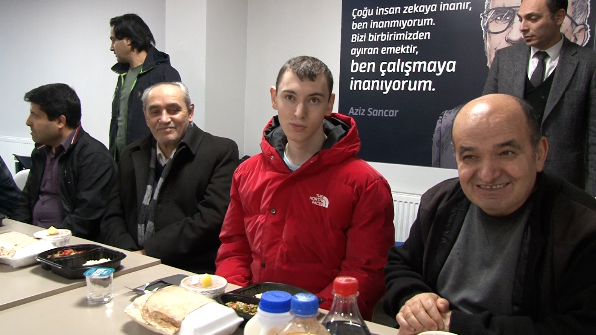Umraniye Sinav Ailesi Ramazanda Ayni Sofrada Bulustu 0757 3