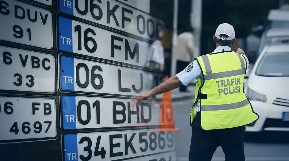 Emniyet Genel Müdürlüğü, APP plaka kullanımıyla ilgili kafa karışıklığını gidermek