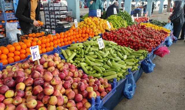 Ticaret Bakanlığı, büyükşehir hallerinde yaptığı denetimlerde çifte fatura ve düşük